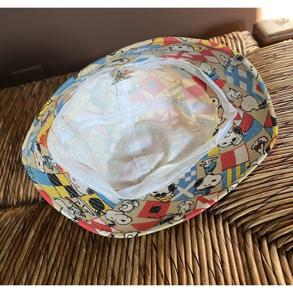 Vintage‎ 1965 Butterfly Original Peanuts Snoopy Bucket Hat Size Large 2-6